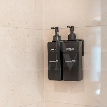 Urban Retreat With Patio And Cinema Rems Apartmán *