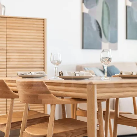 Appartement Urban Retreat With Patio And Cinema Rems Fuengirola