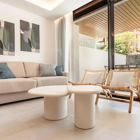 Urban Retreat With Patio And Cinema Rems