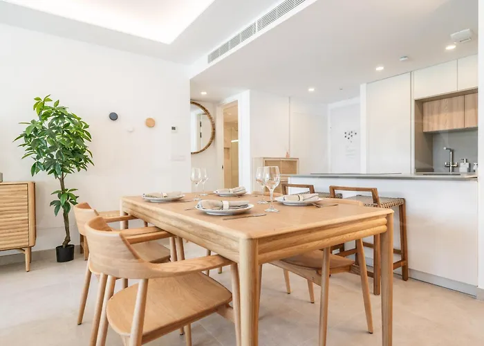 Urban Retreat With Patio And Cinema Rems Fuengirola