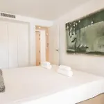 Urban Retreat With Patio And Cinema Rems Daire *