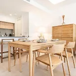 Daire Urban Retreat With Patio And Cinema Rems *