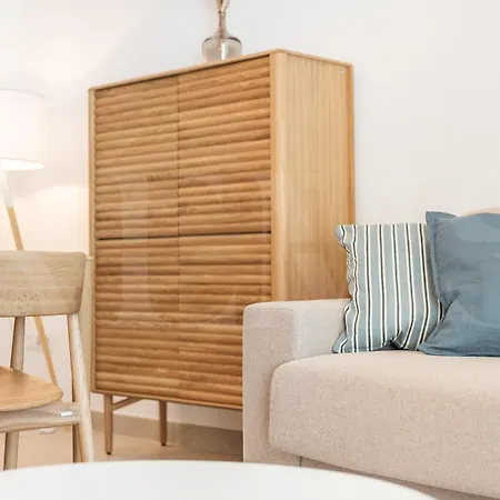 Urban Retreat With Patio And Cinema Rems Апартаменты Фуэнхирола