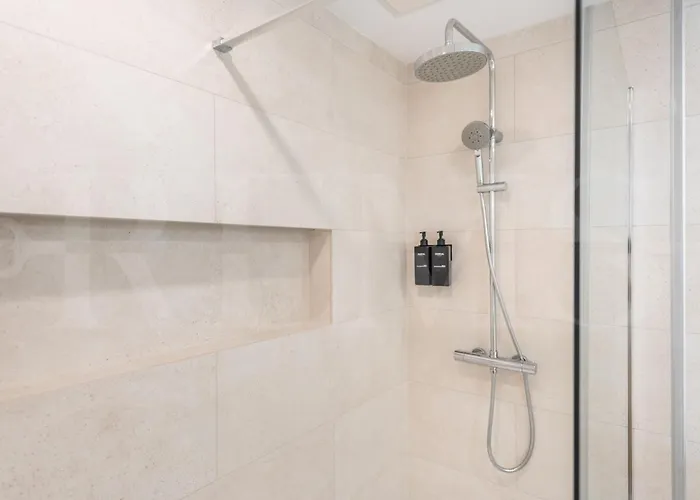 Urban Retreat With Patio And Cinema Rems Apartment Fuengirola