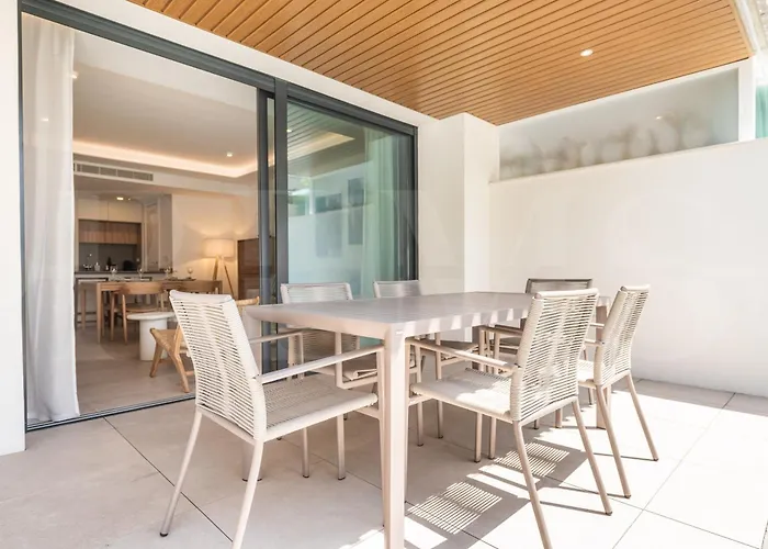 Urban Retreat With Patio And Cinema Rems Apartment