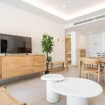 Urban Retreat With Patio And Cinema Rems Apartment *